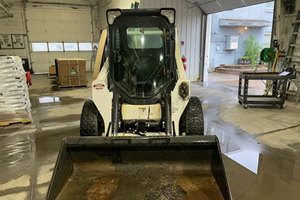 Bobcat S570  Skidsteer